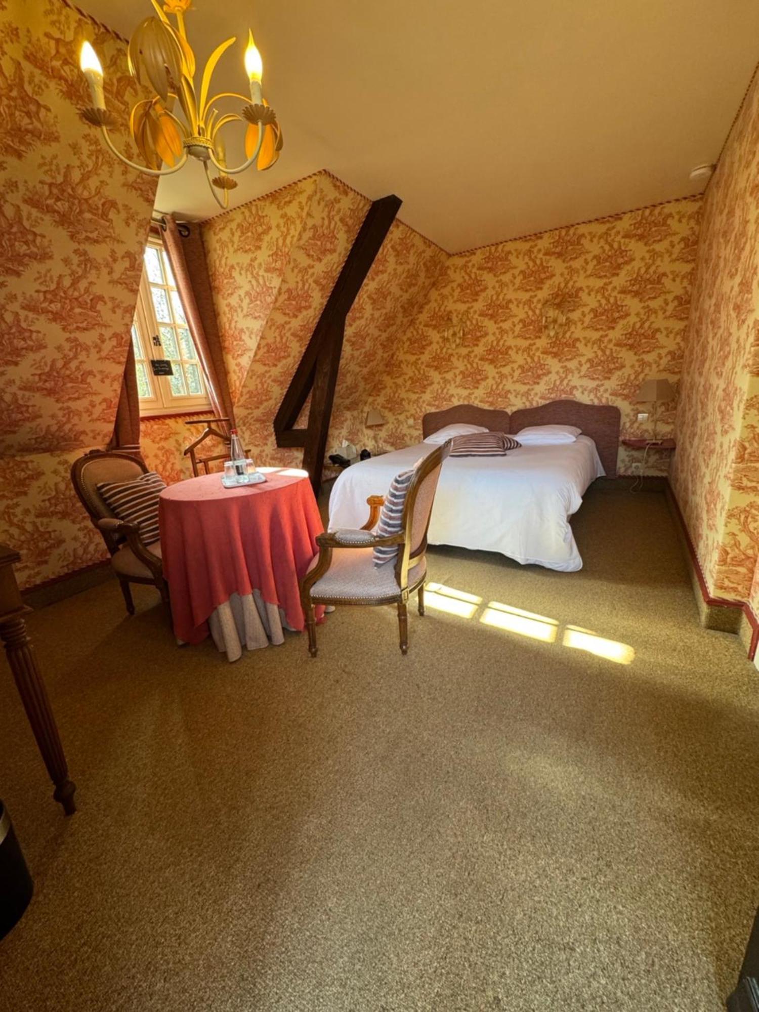 Auberge Du Val Au Cesne Saint-Clair-sur-les-Monts Exterior foto