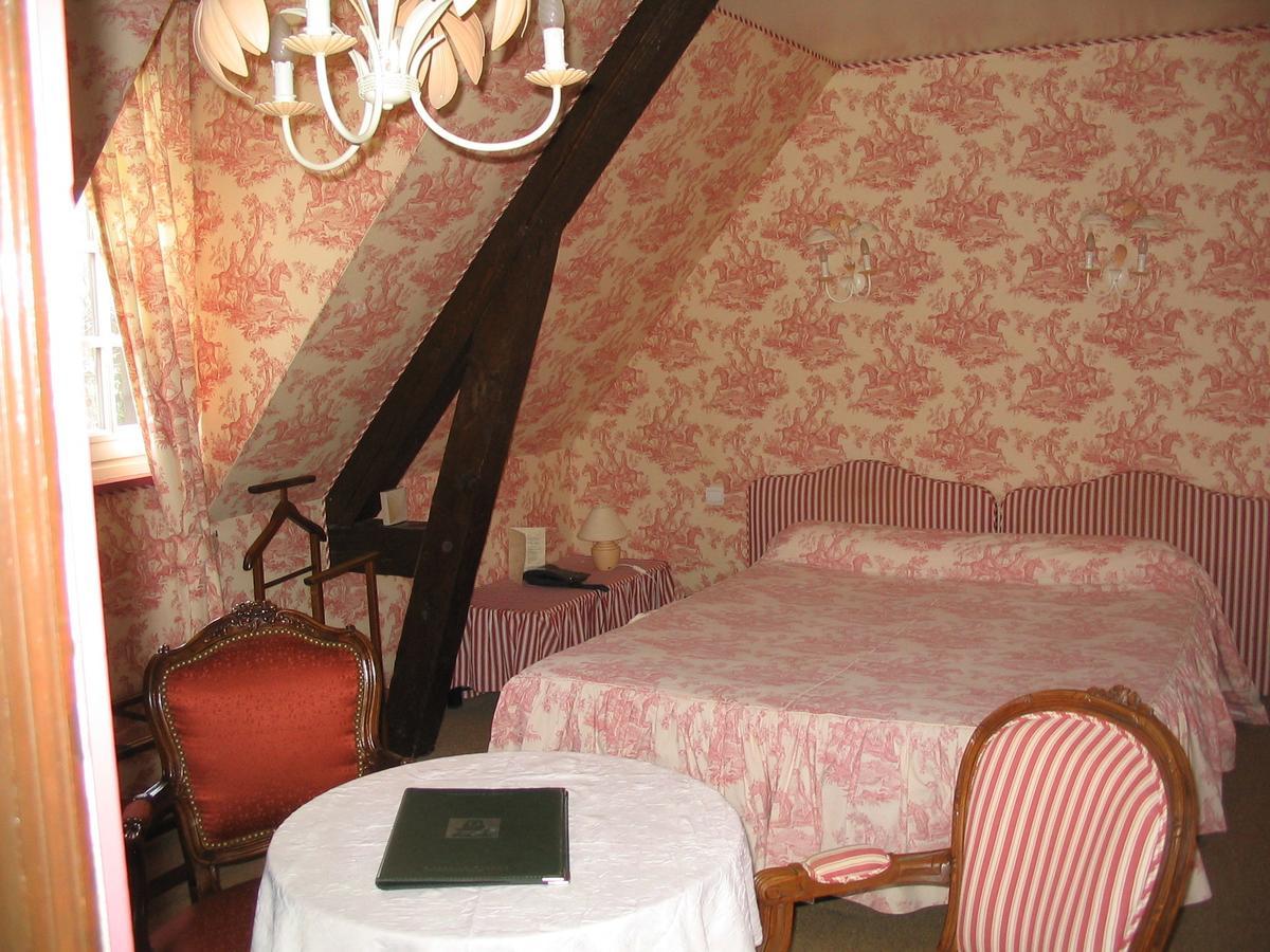 Auberge Du Val Au Cesne Saint-Clair-sur-les-Monts Quarto foto